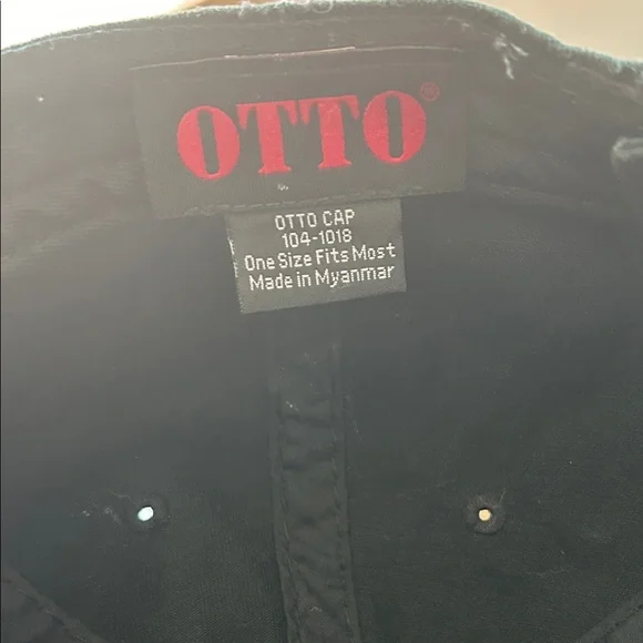 Black Distressed Embroidered Cap - Picture 3 of 4